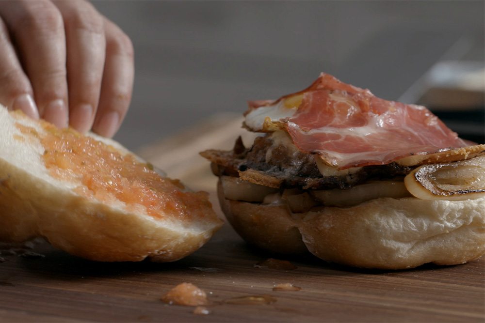 Lomito Completo (Steak Sandwich) Volpi Foods